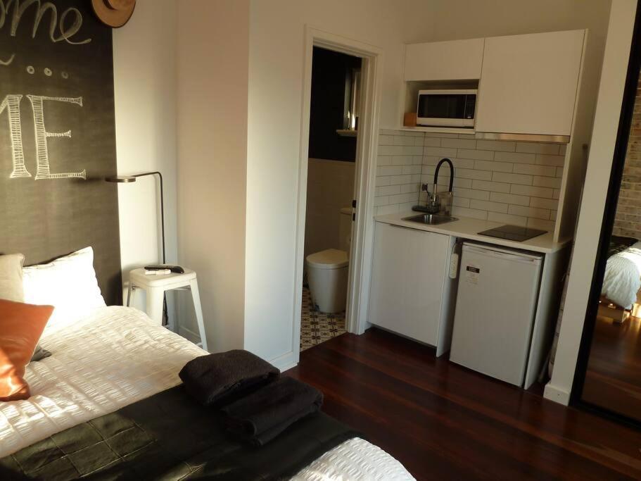 Studio A - Small Gem On The Busy Road Περθ Εξωτερικό φωτογραφία